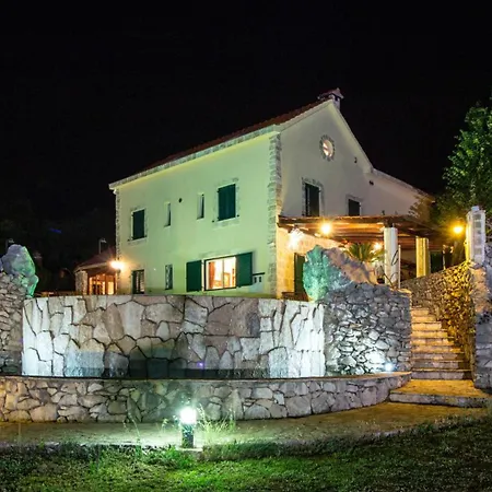 Olka-makarska By Guide Vila
